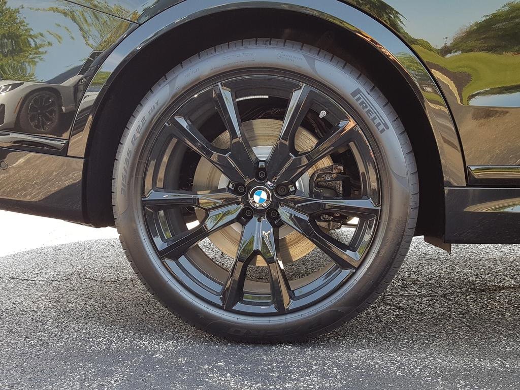 New 2026 BMW X7 M60i image 12