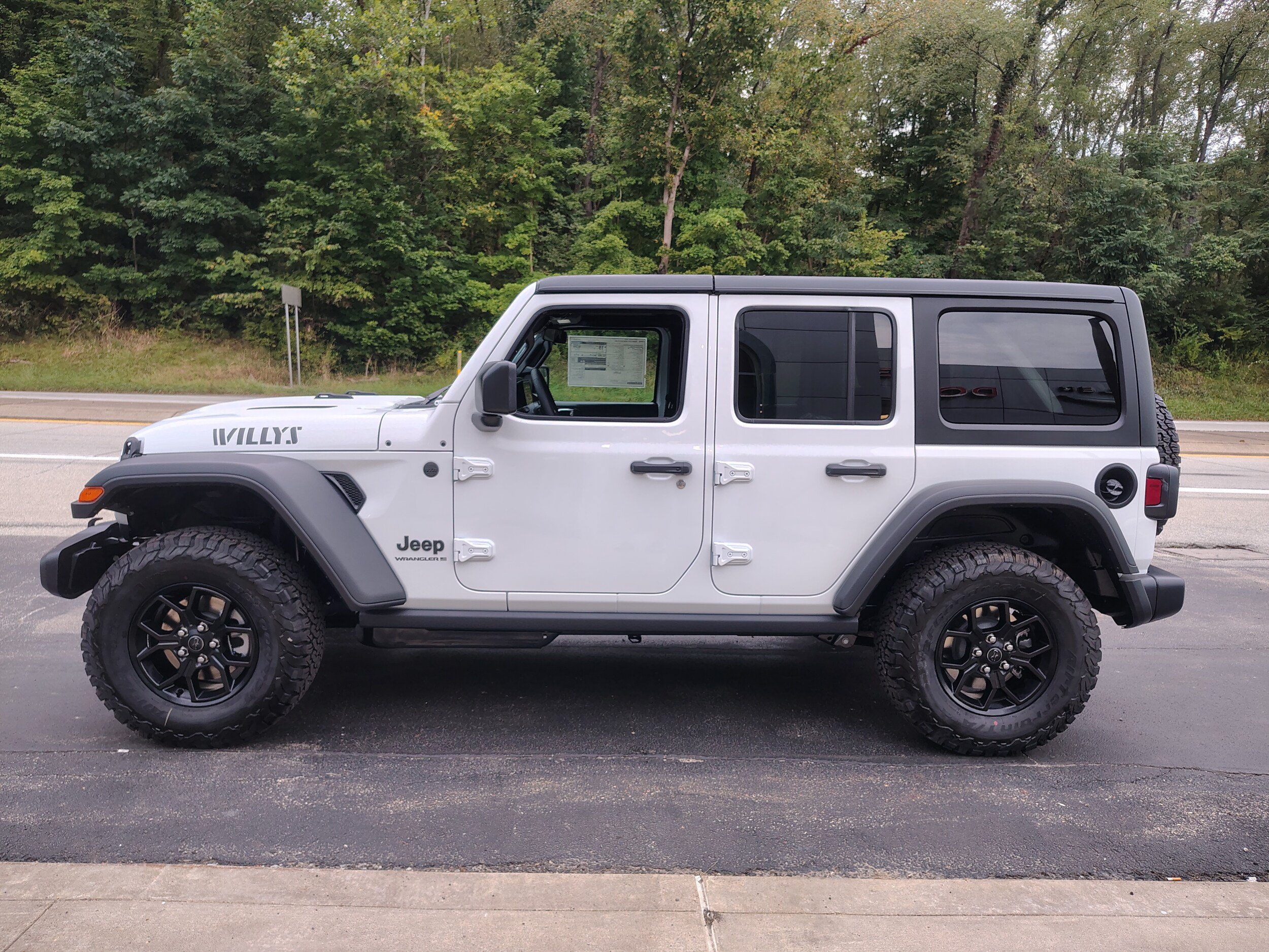 New 2027 Jeep Wrangler Unlimited Sport AWD/4WD image 7