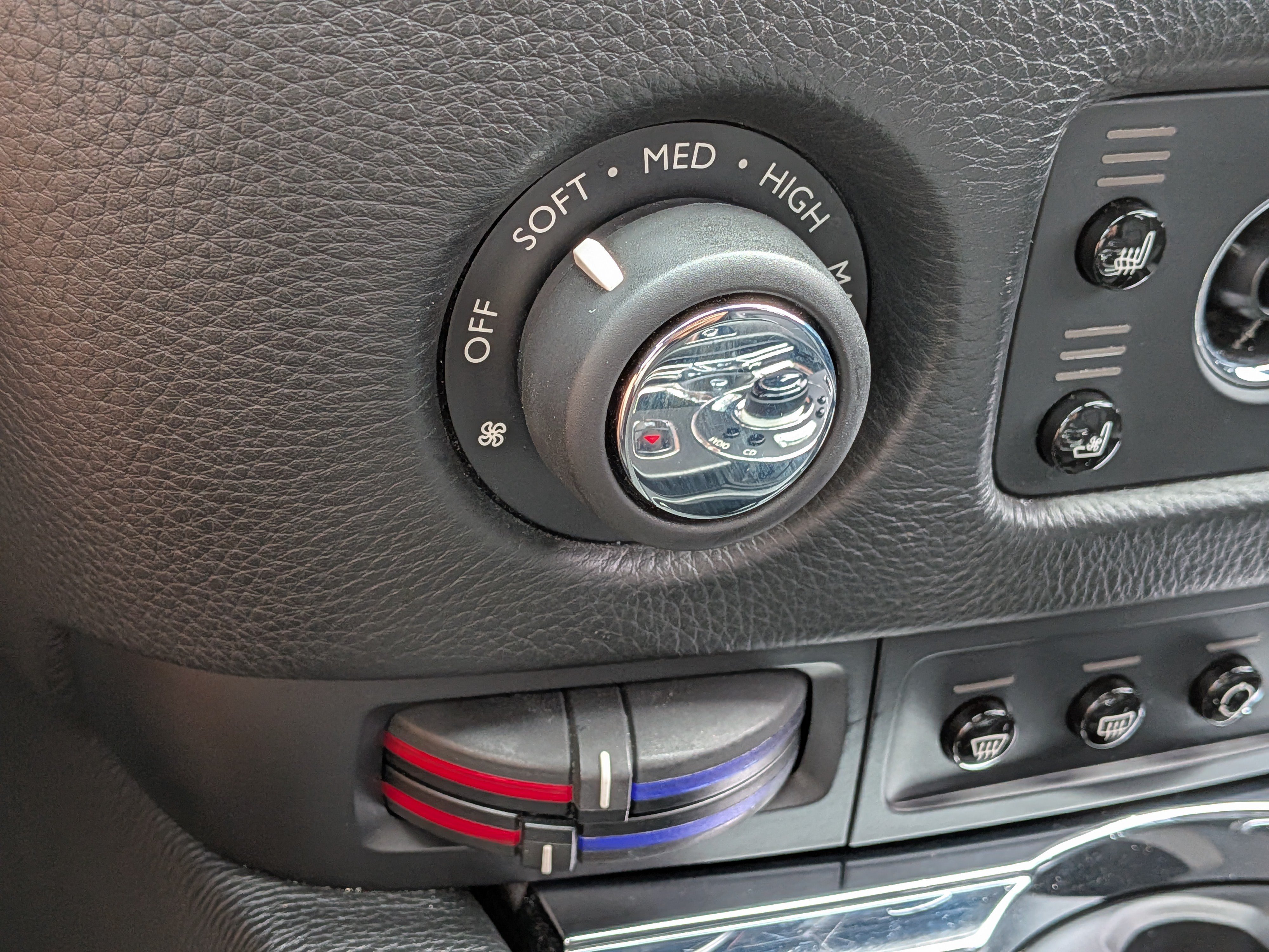 Used 2013 Rolls-Royce Ghost RWD image 28