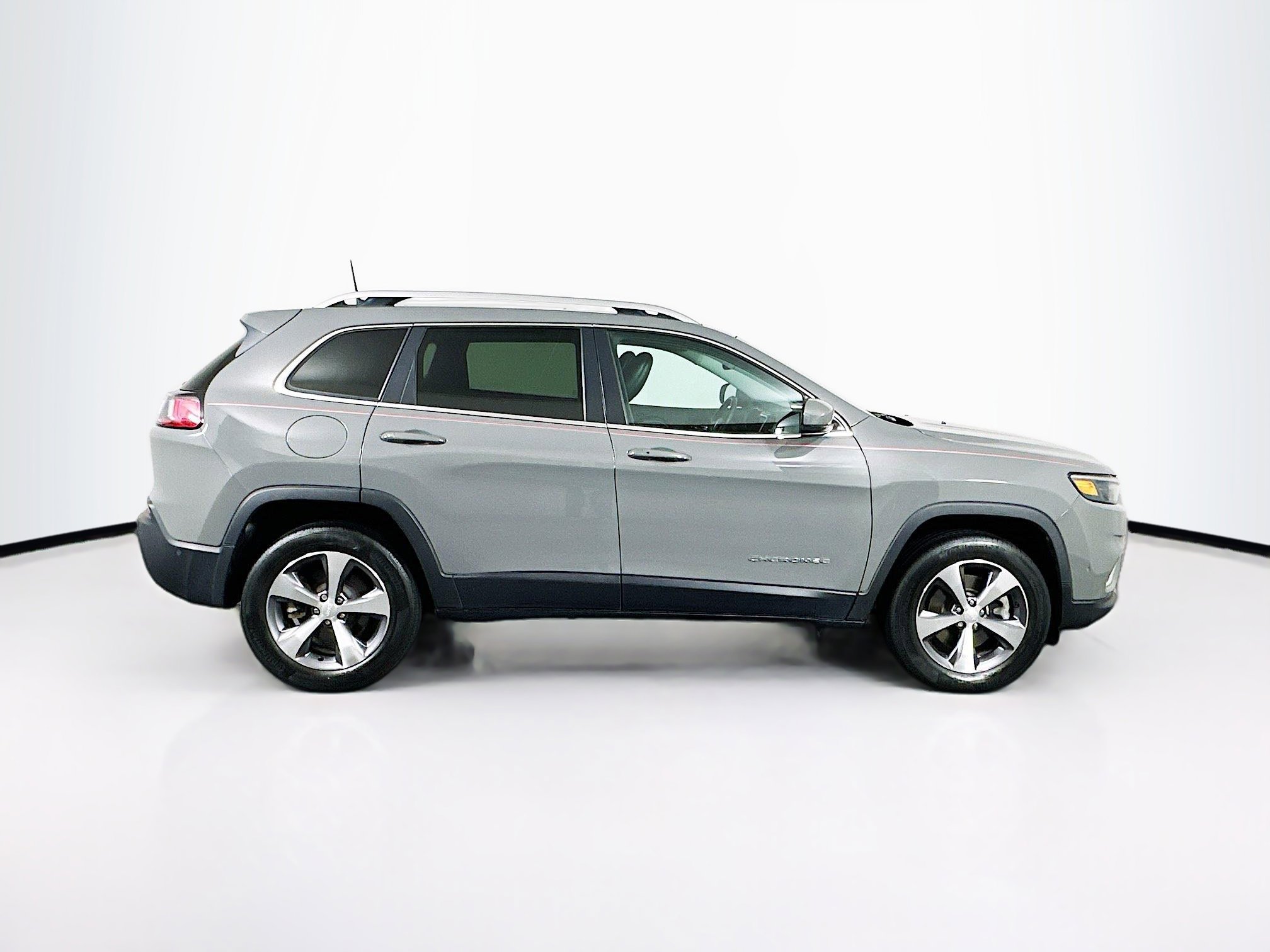 Used 2021 Jeep Cherokee Limited image 10