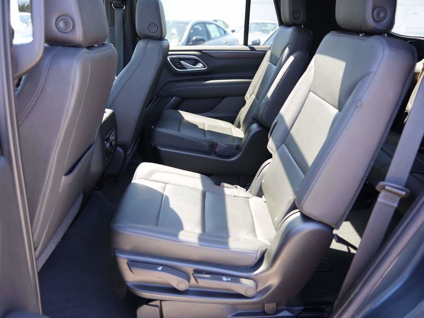 Used 2021 Chevrolet Tahoe LT AWD/4WD image 13