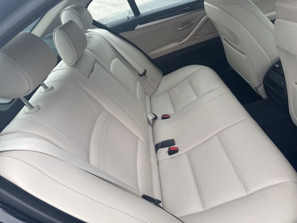 Used 2015 BMW 528i xDrive Sedan AWD/4WD image 38