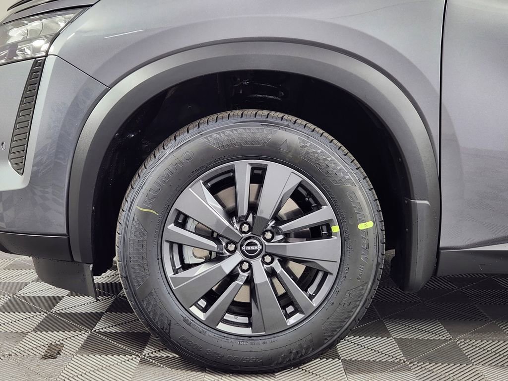New 2026 Nissan Pathfinder SV w/ SV Premium Package AWD/4WD image 15