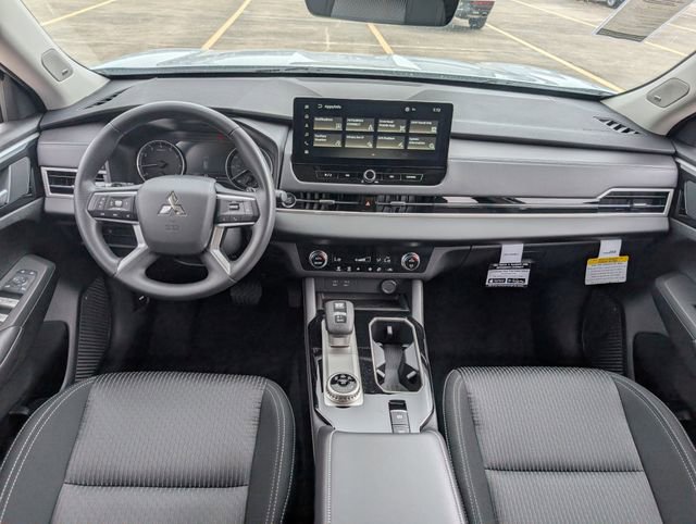 New 2026 Mitsubishi Outlander ES FWD image 25