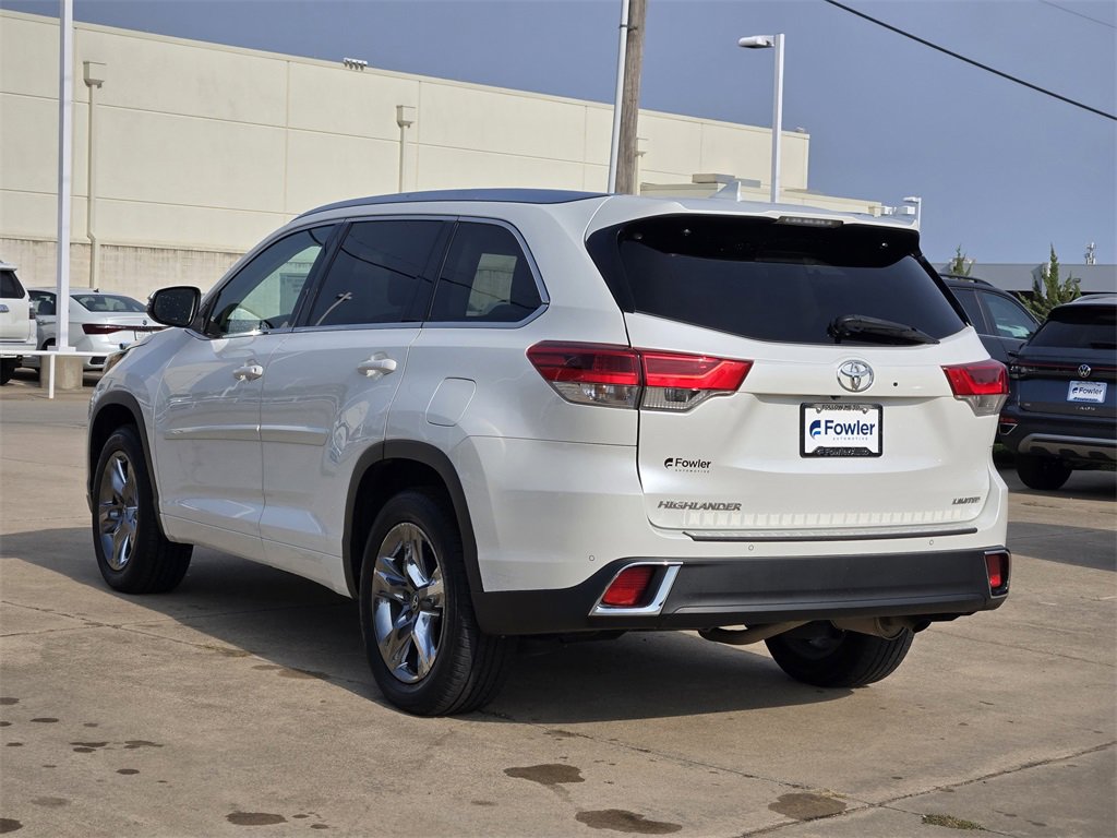 Used 2018 Toyota Highlander Limited Platinum image 5