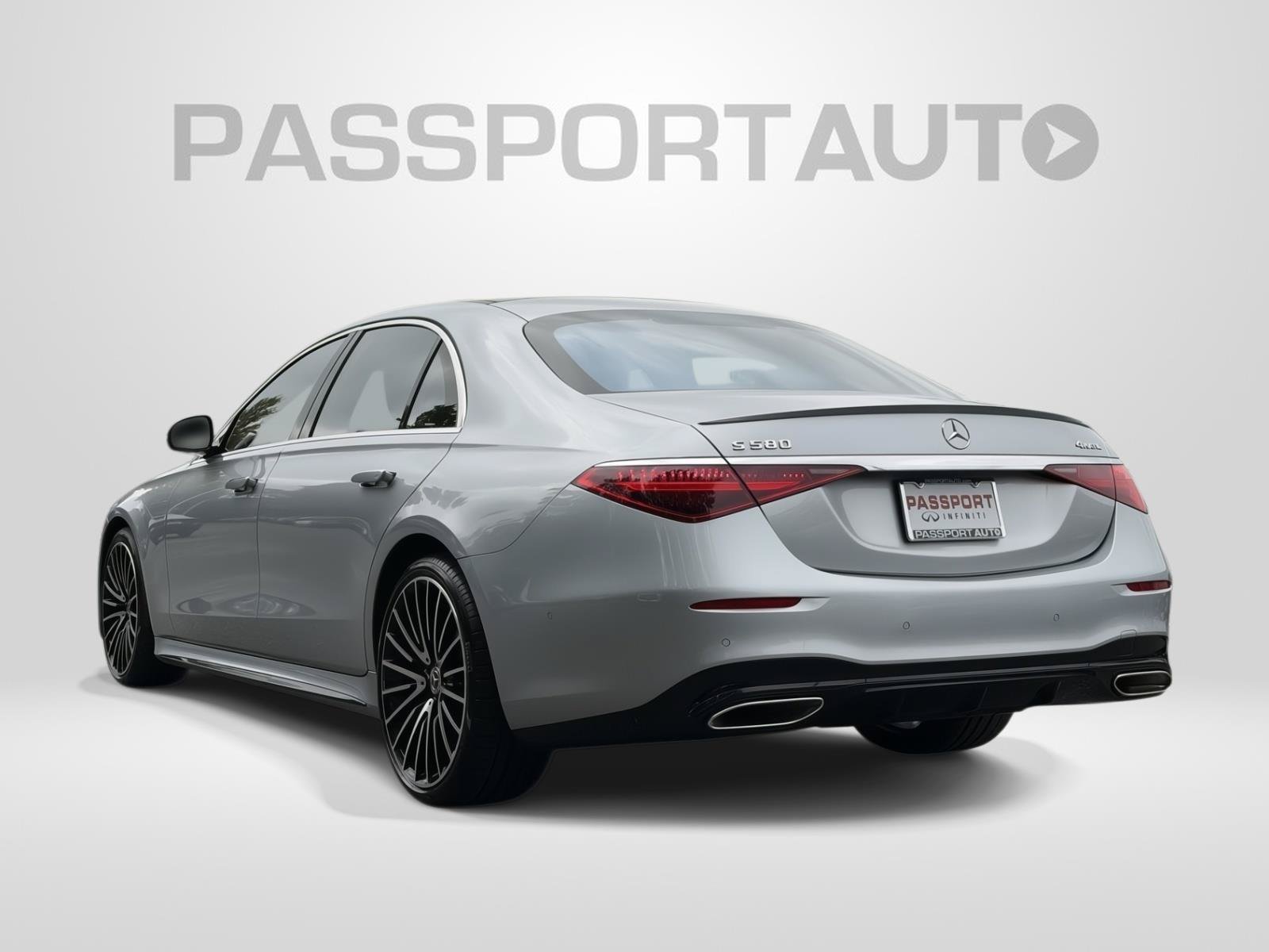 Used 2021 Mercedes-Benz S 580 4MATIC Sedan image 4