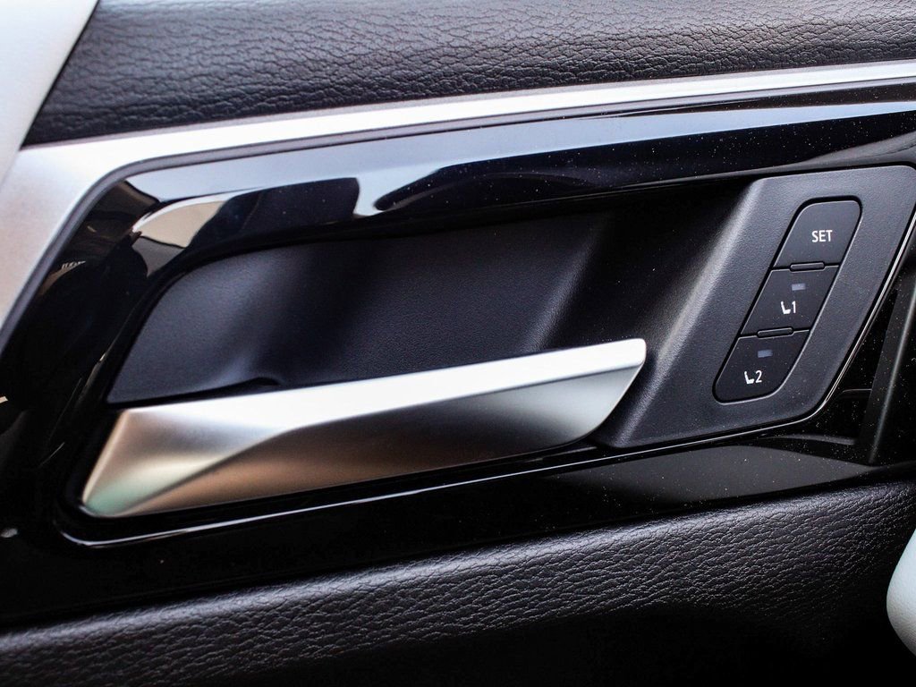 New 2025 Mitsubishi Outlander SEL image 9