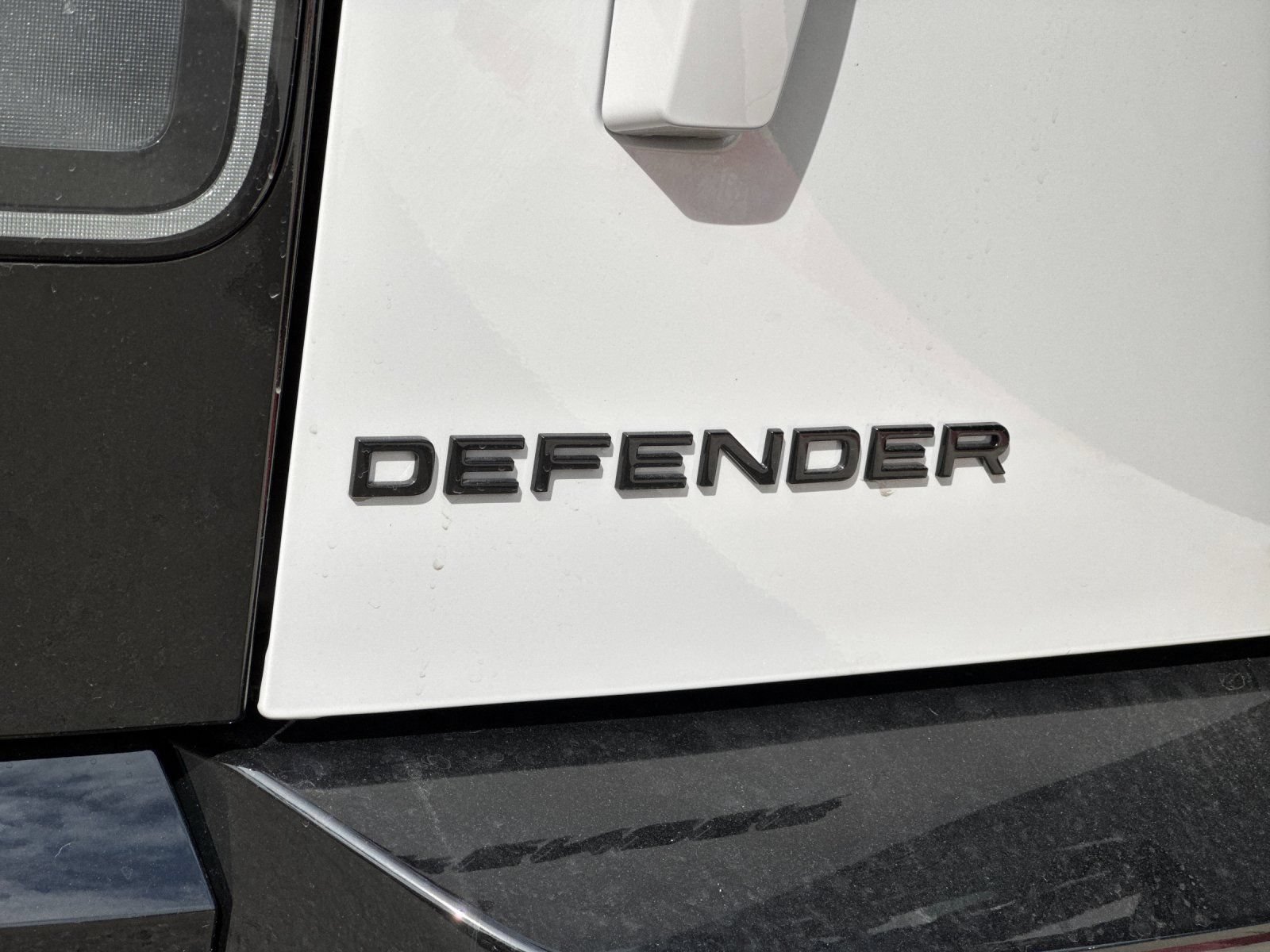 New 2026 Land Rover Defender 110 S AWD/4WD image 27