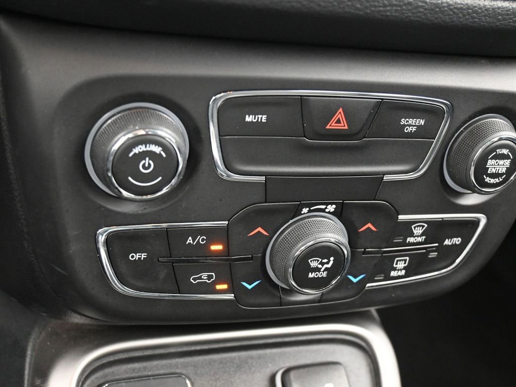 Used 2020 Jeep Compass Latitude image 21