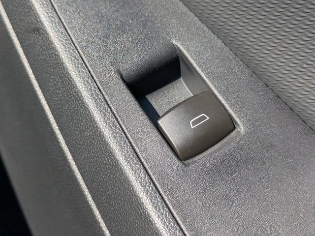 New 2026 Chevrolet Equinox LT w/ Safety and Technology Package FWD image 33