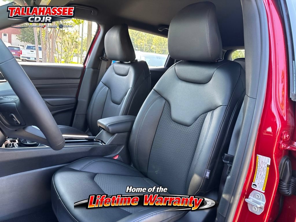 New 2026 Jeep Compass Latitude AWD/4WD image 13