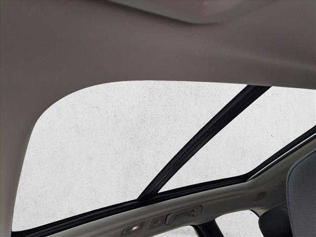 Used 2024 Volvo XC60 B5 Plus image 15