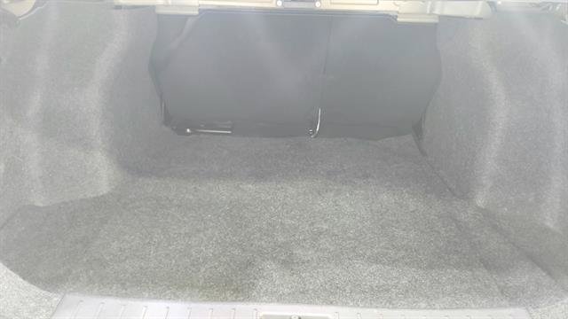 Used 2021 Nissan Versa S FWD image 26