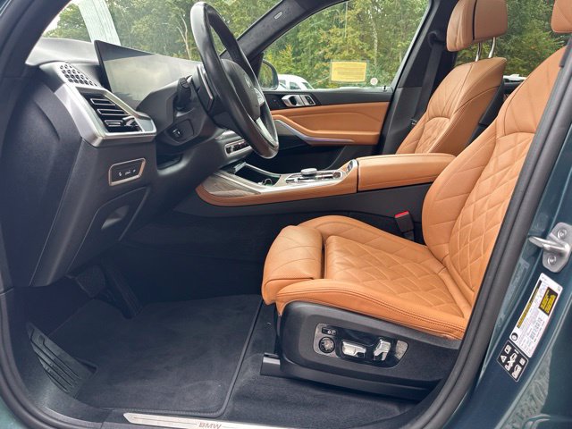 Used 2025 BMW X7 xDrive40i AWD/4WD image 41
