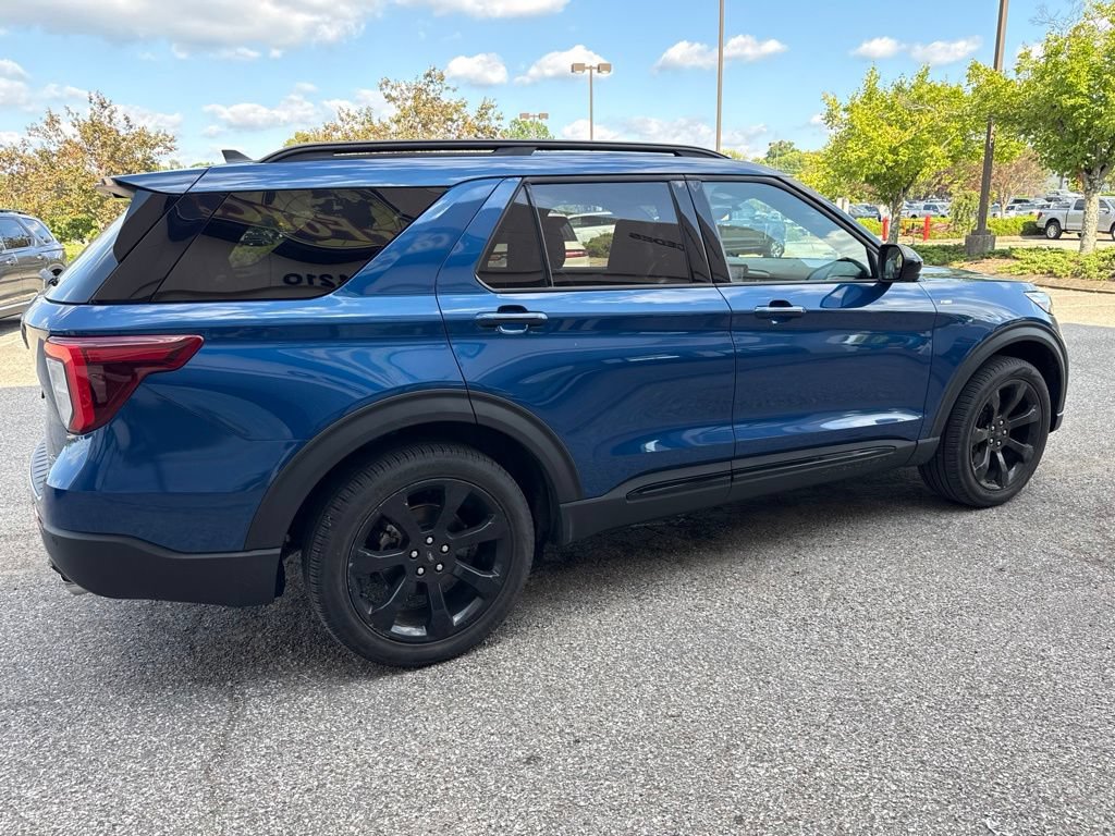 Used 2023 Ford Explorer ST-Line w/ Class IV Trailer Tow Package AWD/4WD image 11