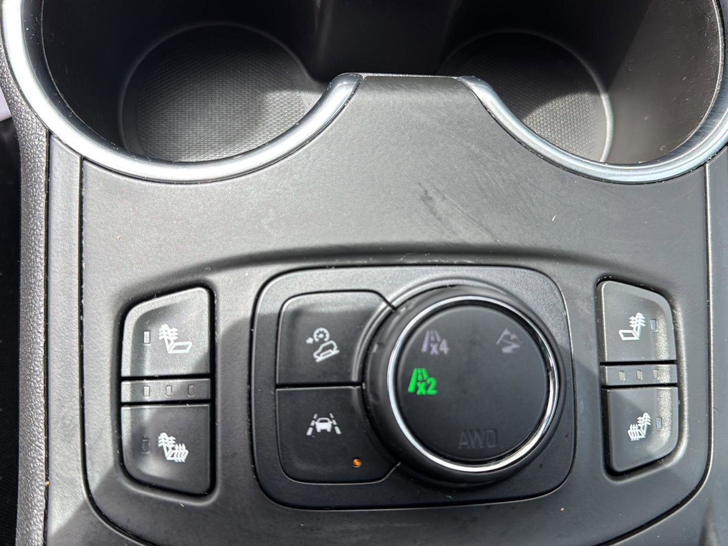 Used 2021 GMC Terrain SLE w/ Driver Convenience Package AWD/4WD image 14