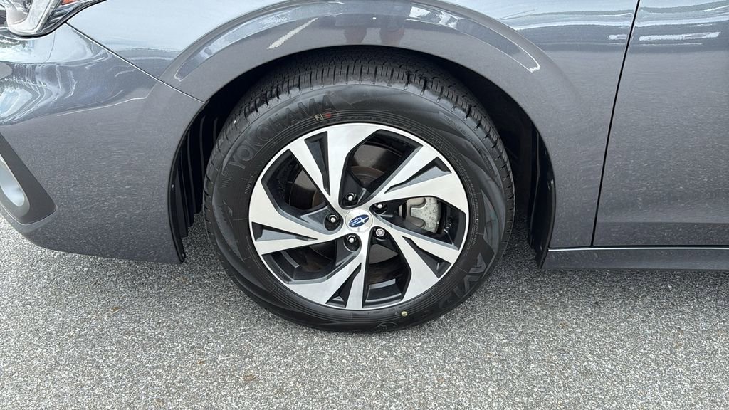 Used 2025 Subaru Legacy Premium AWD/4WD image 10