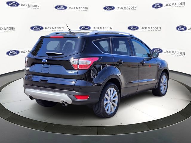 Used 2017 Ford Escape Titanium image 5