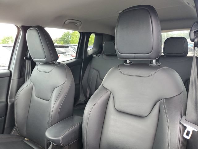 Used 2020 Jeep Renegade Limited AWD/4WD image 13