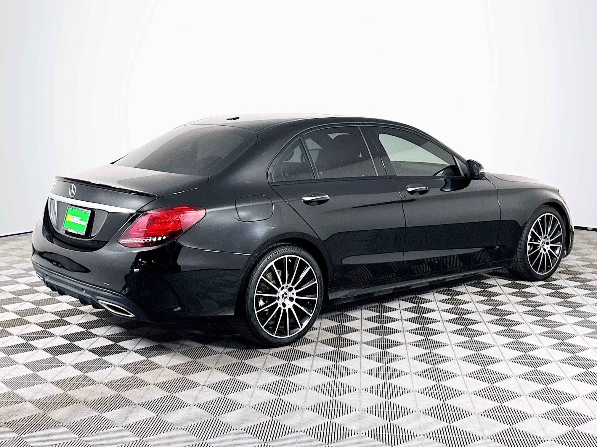 Used 2021 Mercedes-Benz C 300 Sedan image 10