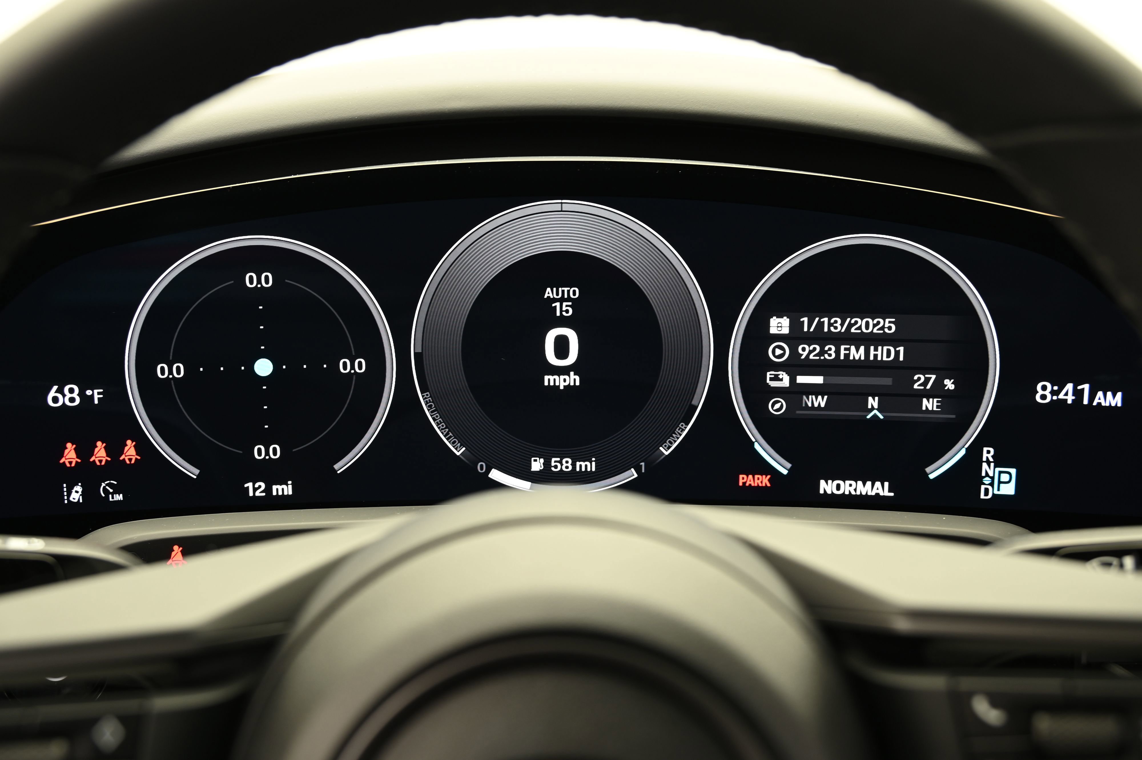 Used 2025 Porsche Taycan image 41