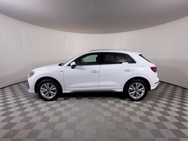 Certified 2024 Audi Q3 2.0T Premium Plus AWD/4WD image 4