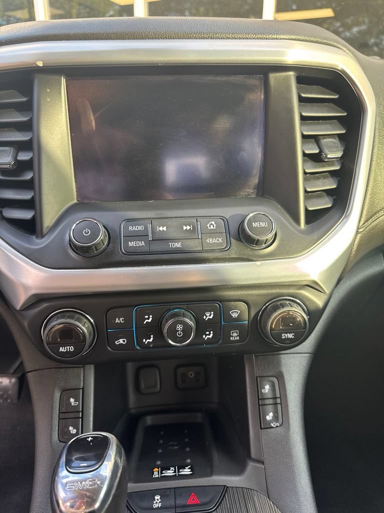 Used 2017 GMC Acadia SLT AWD/4WD image 9