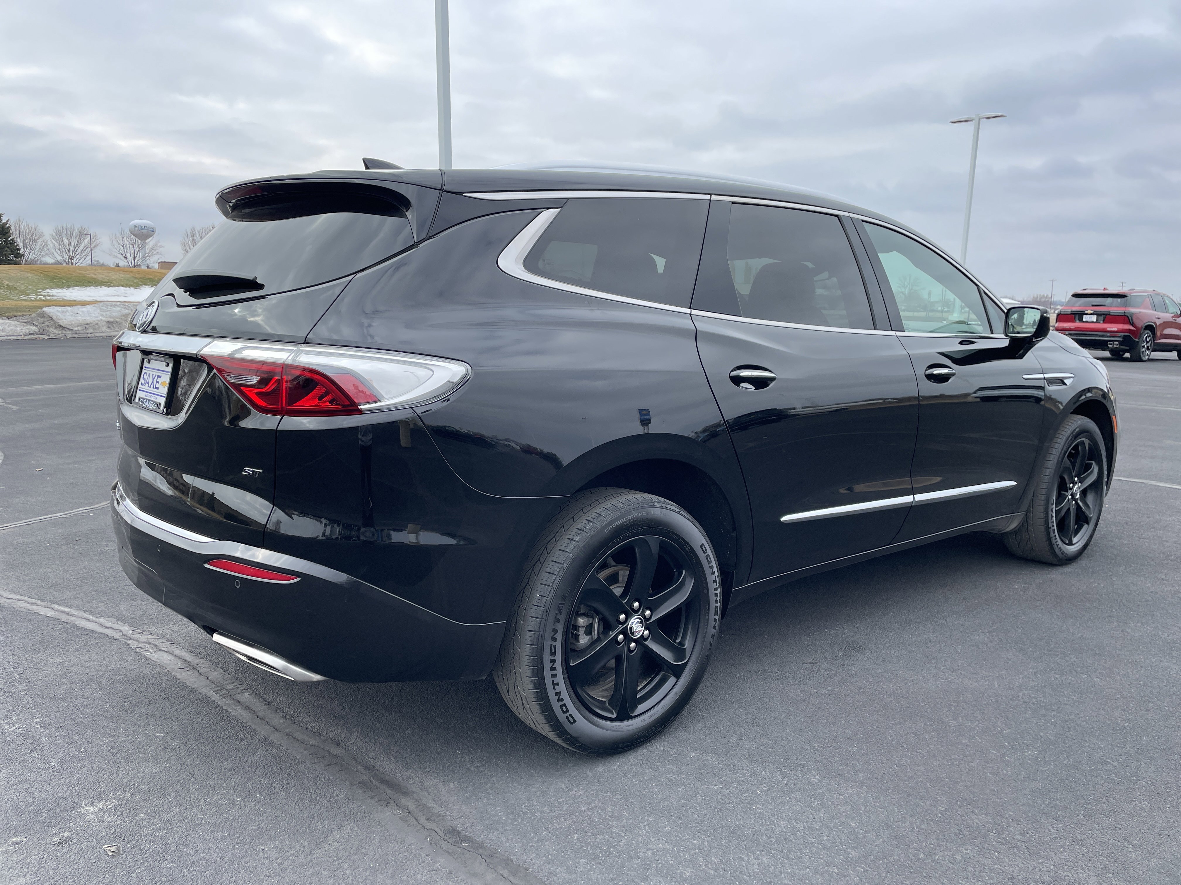 Used 2023 Buick Enclave Essence w/ Experience Buick Package image 5