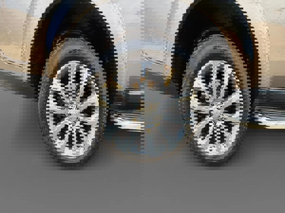 Used 2016 Land Rover LR4 HSE LUX image 31