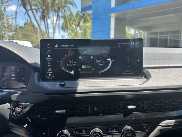 Used 2025 Honda Accord Sport image 25