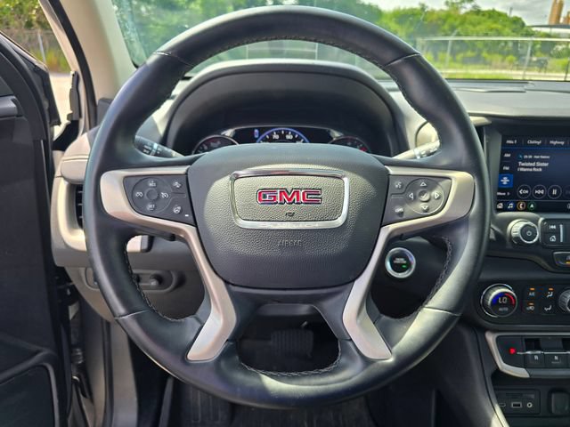 Used 2023 GMC Terrain Denali w/ Denali Premium Package AWD/4WD image 29