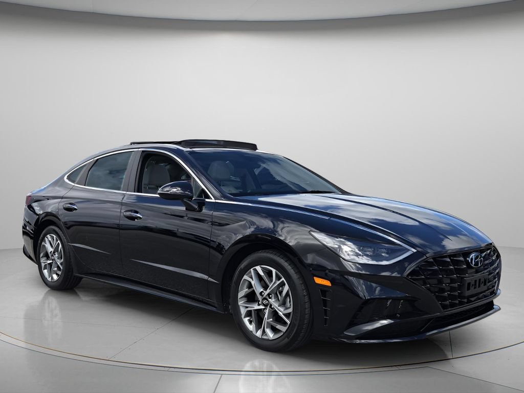 Certified 2023 Hyundai Sonata SEL w/ Convenience Package FWD image 9