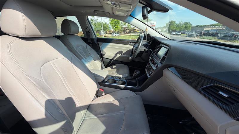 Used 2018 Hyundai Sonata Limited w/ Limited Ultimate Package 03 FWD image 20