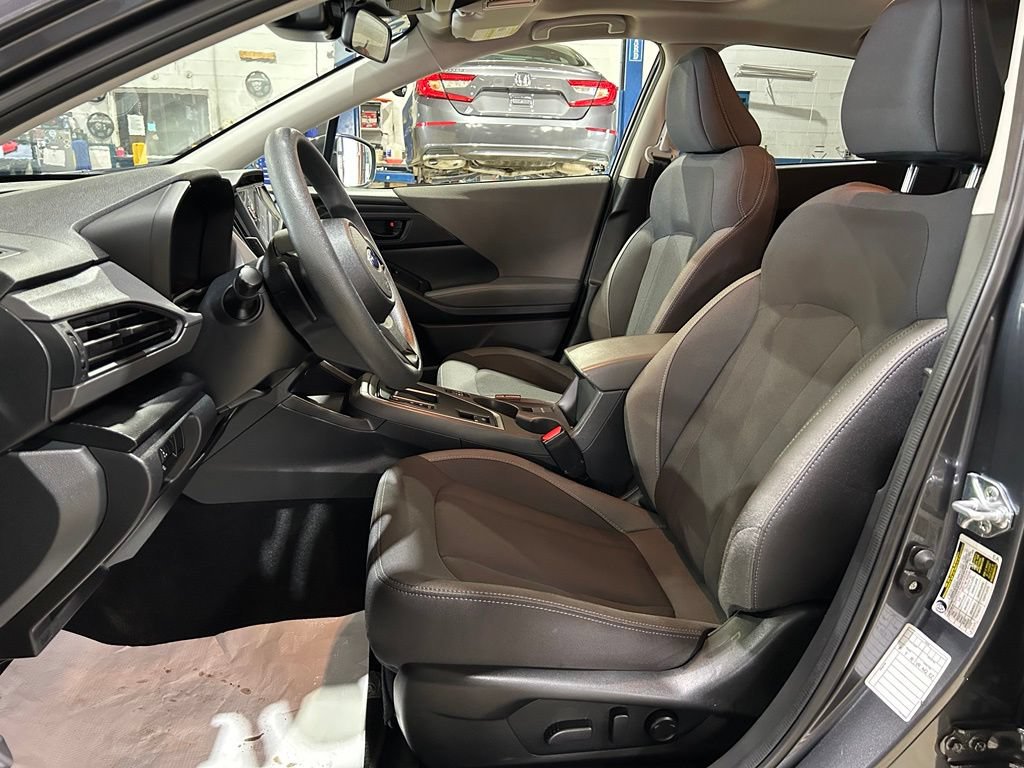 Used 2025 Subaru Crosstrek 2.5i Premium AWD/4WD image 13