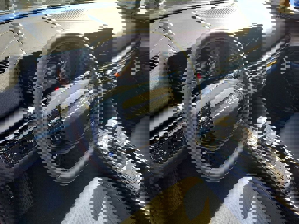 New 2026 Kia Sportage EX w/ EX Panorama Roof Package image 24