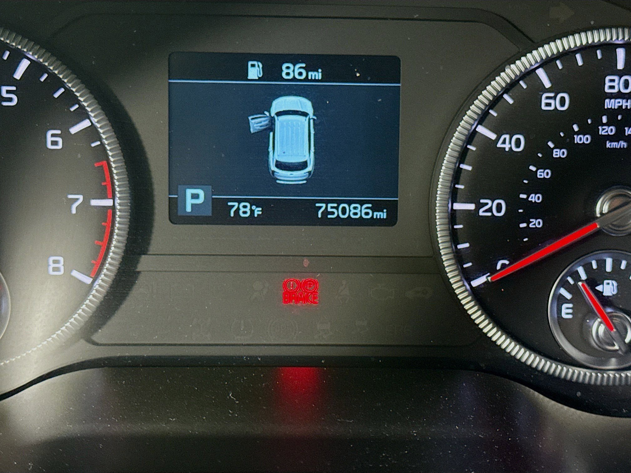 Used 2020 Kia Telluride LX image 16