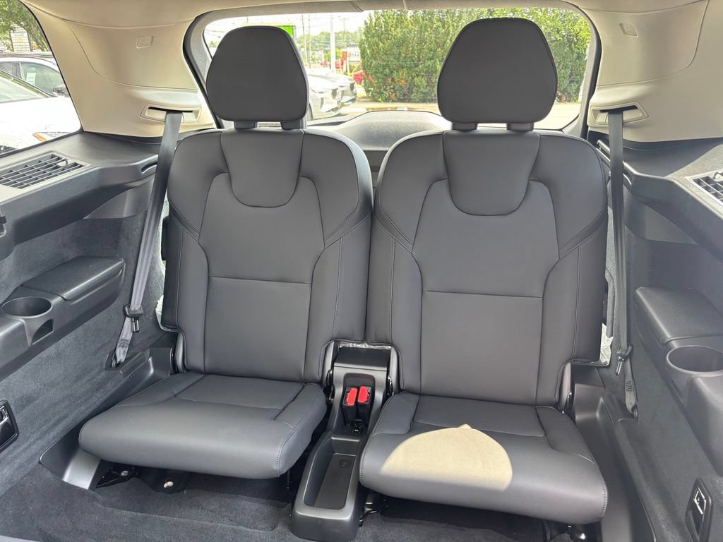 Certified 2026 Volvo XC90 B6 Core w/ Protection Package Premier AWD/4WD image 26