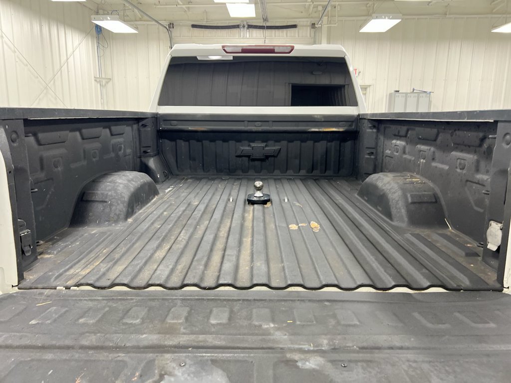 Used 2020 Chevrolet Silverado 2500 LTZ AWD/4WD image 23