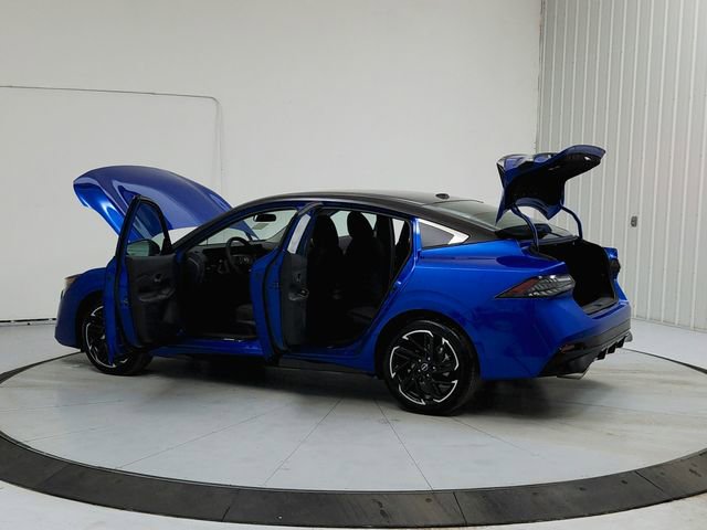 New 2026 Nissan Sentra SR w/ Floor Mat Package image 13