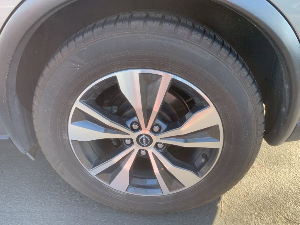 Used 2023 Nissan Murano SV image 9