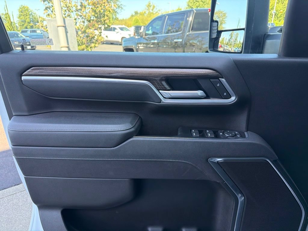 Used 2026 Chevrolet Silverado 2500 LT AWD/4WD image 19