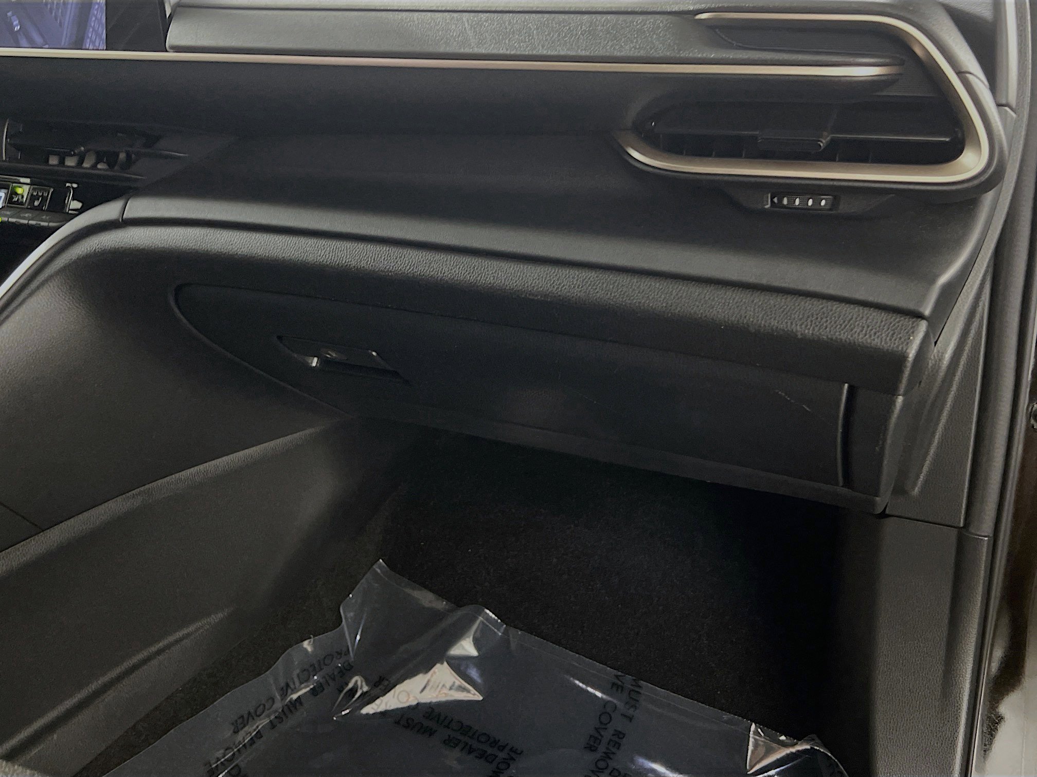 Used 2023 Toyota Crown XLE image 36