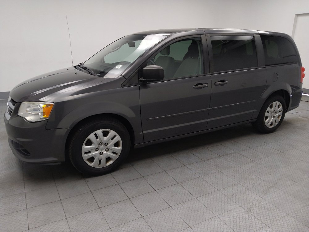 Used 2016 Dodge Grand Caravan SE w/ Quick Order Package 29E SE FWD image 2
