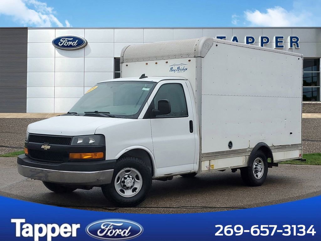 Used 2019 Chevrolet Express 3500 w/ Power Convenience Package RWD image 1