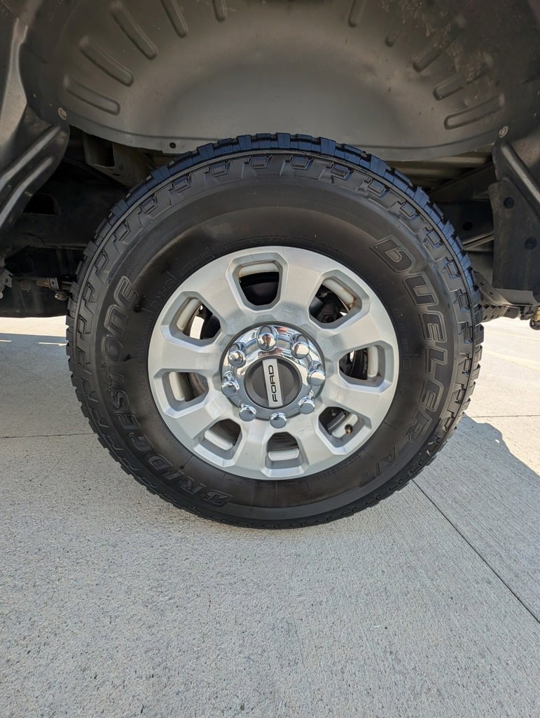 Used 2024 Ford F250 XLT image 41