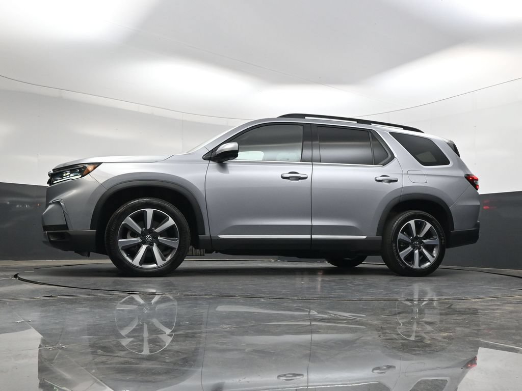 Used 2023 Honda Pilot Elite image 30