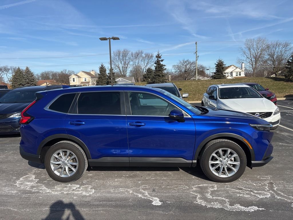 Used 2025 Honda CR-V EX-L image 2