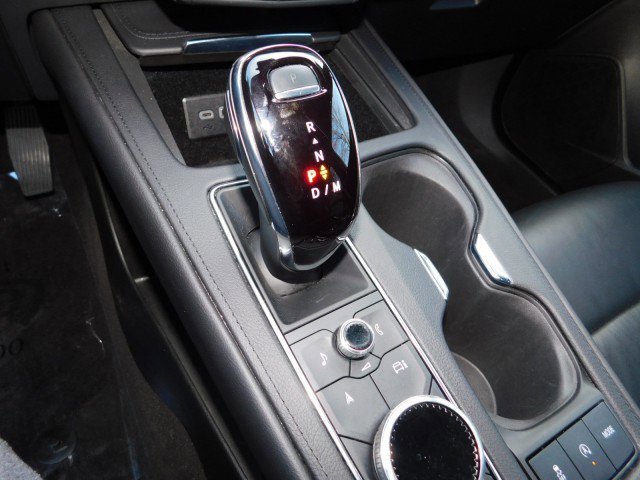 Used 2024 Cadillac XT4 Premium Luxury image 24