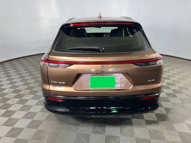 Used 2025 Toyota Crown Signia image 6