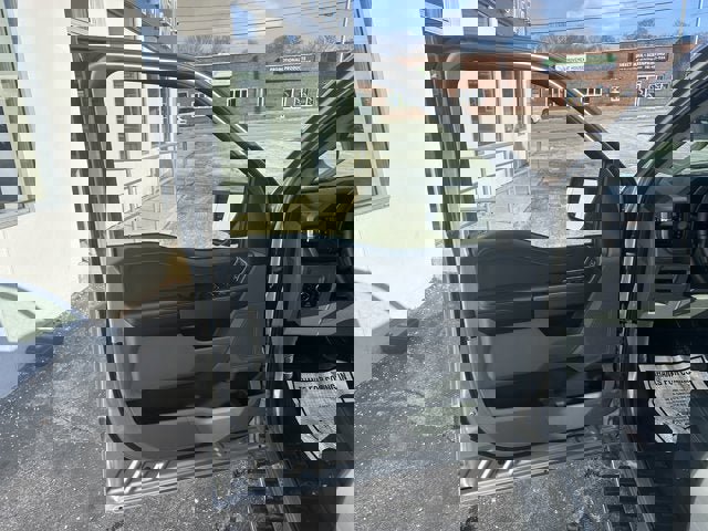 Used 2024 Ford F150 XLT w/ Mobile Office Package image 13